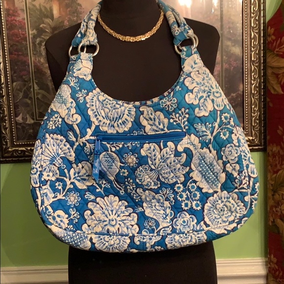 Vera Bradley Handbags - Vera Bradley hobo bag